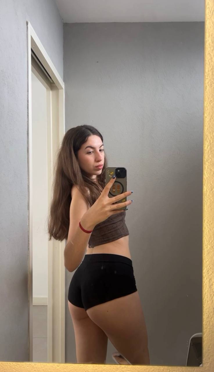 Amber in her underwear in Antwerp